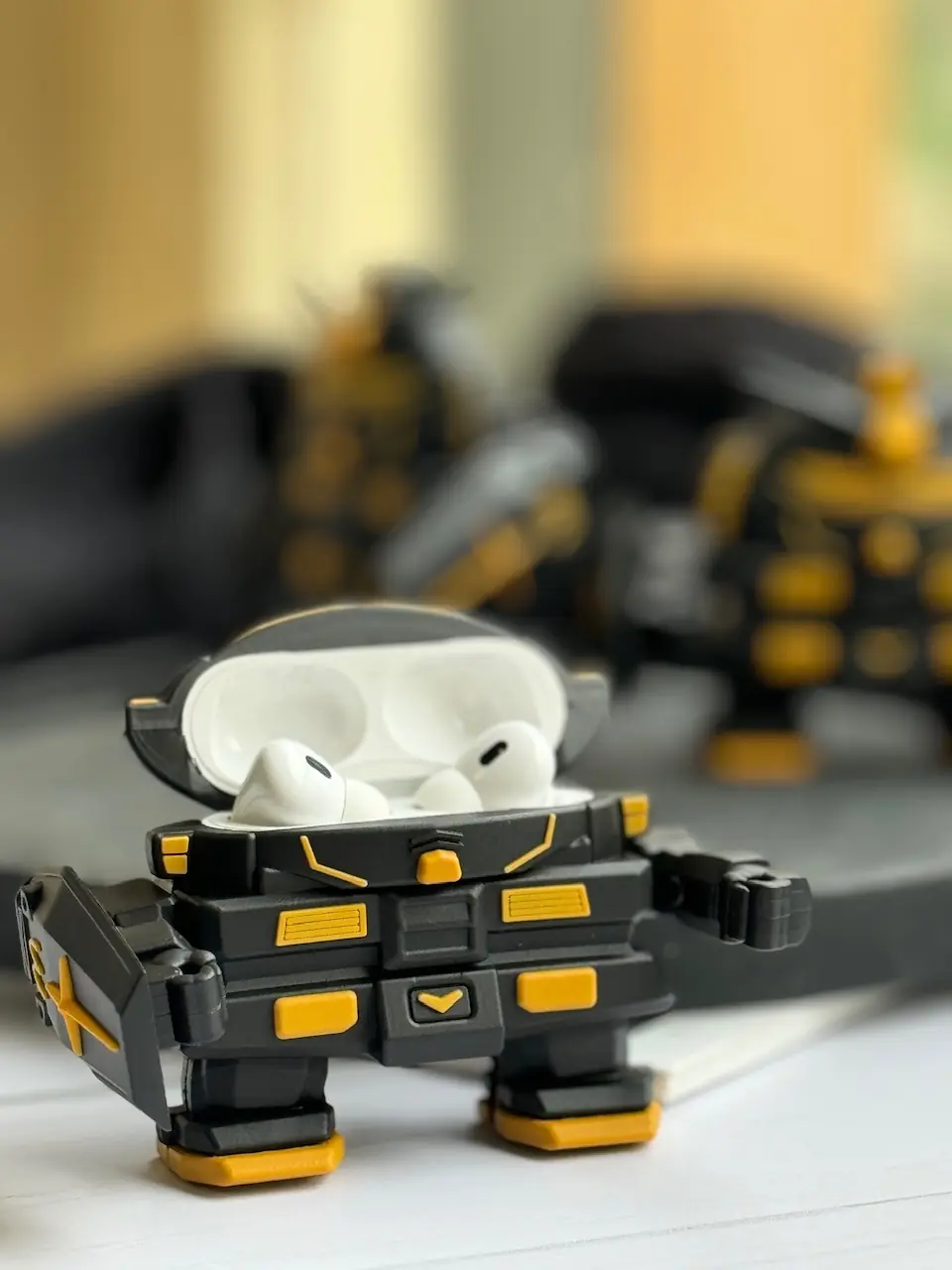 a7e3b6 کاور ایرپاد سیلیکونی Transformers (کدa0132) - تصویر 1