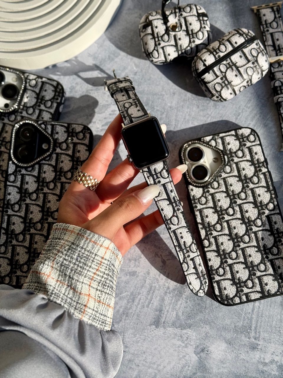 0e6d86.jpeg بند اپل واچ دیور (کدw5071) - Image 1