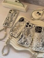 قاب YSL پایتون با آویز و محافظ لنز نگین دار (کدC1983)