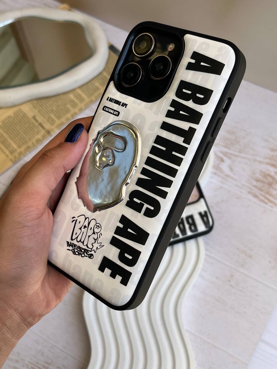 2d30df.jpeg قاب A BATHING APE (کدC1743) - Image 1