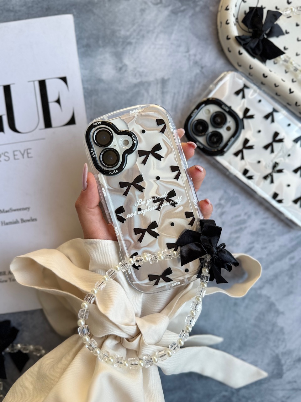 88ae81.jpeg قاب Cute Bow Tie با آویز (کدC2074) - Image 1