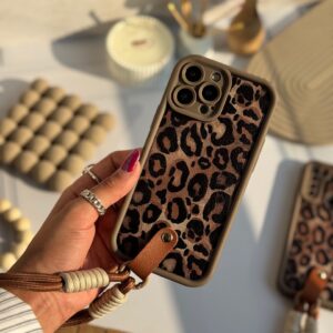 قاب پلنگی قهوه ای سالید با آویز آیفون سامسونگ شیائومی (کدC1925)