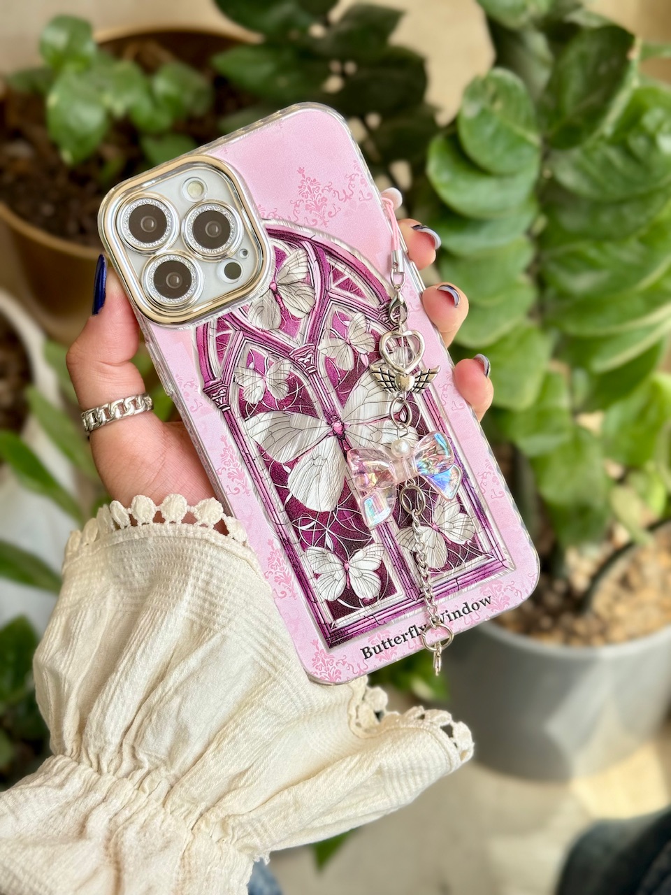 f511b1.jpeg قاب Butterfly Window با آویز (کدC2034) - Image 1