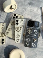 قاب آیفون سنجاق رزینی برجسته با جزئیات فلزی