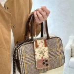 قاب آیفون گل رز love is redemption با بند مچی - Image 4