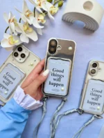 قاب جاکارتی مروارید برجسته با بند مچی دو قلاب طرح Good Things Will Happen | مناسب آیفون و سامسونگ - Image 5