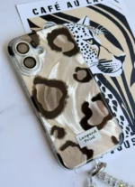 قاب پلنگی آیفون براش مدل Leopard Print | با آویز مرواریدی - Image 3