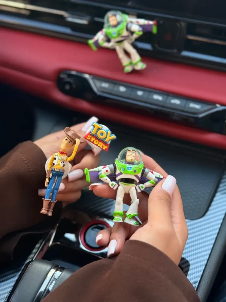 خوشبو کننده خودرو طرح Toy Story سه بعدی شامل وودی و باز لایتیر